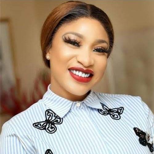 Charitable Gesture: Actress Tonto Dikeh Offers Scholarship To 1000 Nigerian Students